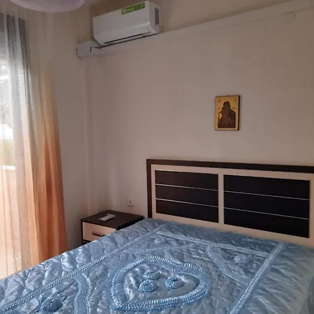 Christina νεα περαμοσ Apartament *
