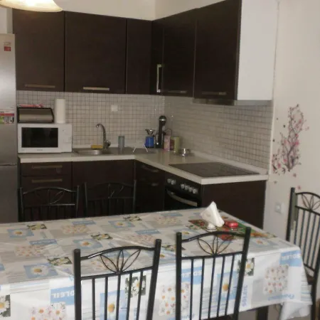 Apartament Christina νεα περαμοσ